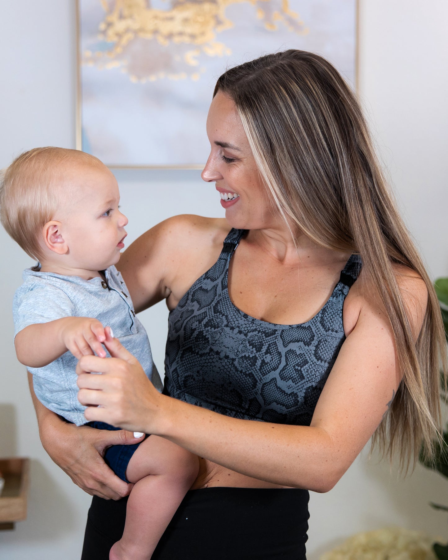 Oakwood mom creates Lunnie nursing bra that is ultra-absorbent and